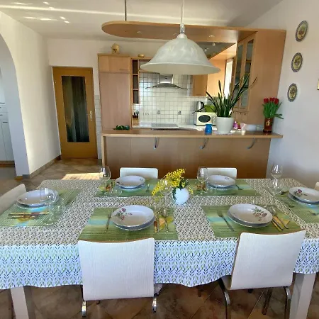 아파트 Istrski Podezelski Apartmaji S Pogledom Na Morje Rota - Sea View Istrian Countryside Rota