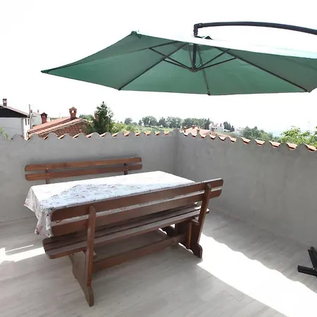 شقة Istrski Podezelski Apartmaji S Pogledom Na Morje Rota - Sea View Istrian Countryside Rota Dragonja